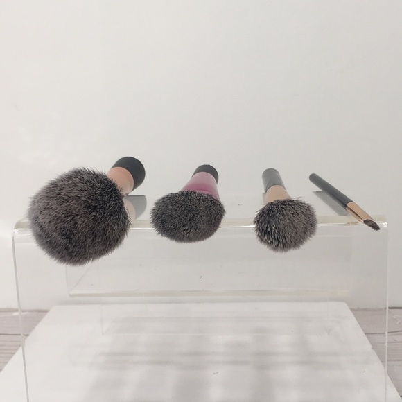 Makeup brushes 4 pack M.o.t.d & Real techniques - Picture 4 of 10